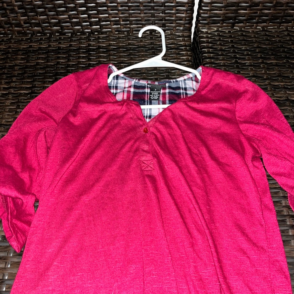 bright pink shirt